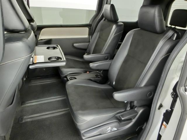 ノア Si ダブルバイビー ワンオーナー 衝突被害軽減システム 横滑り防止機能 ABS エアバッグ オートクルーズコントロール 盗難防止装置 アイドリングストップ バックカメラ ETC ドラレコ ミュージックプレイヤー接続可(12枚目)