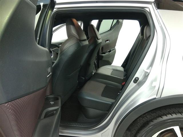 C-HR G ハイブリッド ワンオーナー ハーフレザー 安全装備 衝突被害軽減システム 横滑り防止機能 ABS エアバッグ オートクルーズコントロール 盗難防止装置 バックカメラ ETC ドラレコ CD キーレス(17枚目)