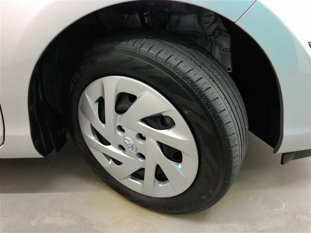 アクア S ハイブリッド 衝突被害軽減システム 横滑り防止機能 ABS エアバッグ 盗難防止装置 バックカメラ ETC ドラレコ ミュージックプレイヤー接続可 CD スマートキー キーレス フル装備 オートマ(10枚目)