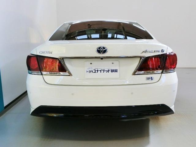 クラウンハイブリッド アスリートＳ　ブラックスタイル　ハイブリッド　電動シート　安全装備　衝突被害軽減システム　横滑り防止機能　ＡＢＳ　エアバッグ　オートクルーズコントロール　盗難防止装置　バックカメラ　ＥＴＣ　ミュージックプレイヤー接続可　ＣＤ（5枚目）