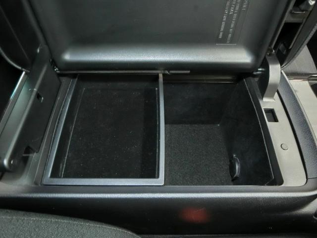 クラウンハイブリッド アスリートＳ　ブラックスタイル　ハイブリッド　電動シート　安全装備　衝突被害軽減システム　横滑り防止機能　ＡＢＳ　エアバッグ　オートクルーズコントロール　盗難防止装置　バックカメラ　ＥＴＣ　ミュージックプレイヤー接続可　ＣＤ（22枚目）