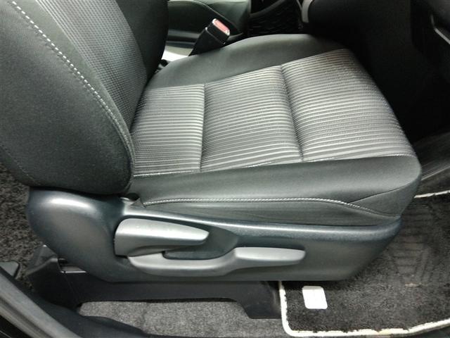 ヴォクシー ハイブリッドＺＳ　煌ＩＩ　ハイブリッド　ワンオーナー　衝突被害軽減システム　横滑り防止機能　ＡＢＳ　エアバッグ　オートクルーズコントロール　盗難防止装置　バックカメラ　後席モニター　ＥＴＣ　ドラレコ　ＣＤ　スマートキー（12枚目）