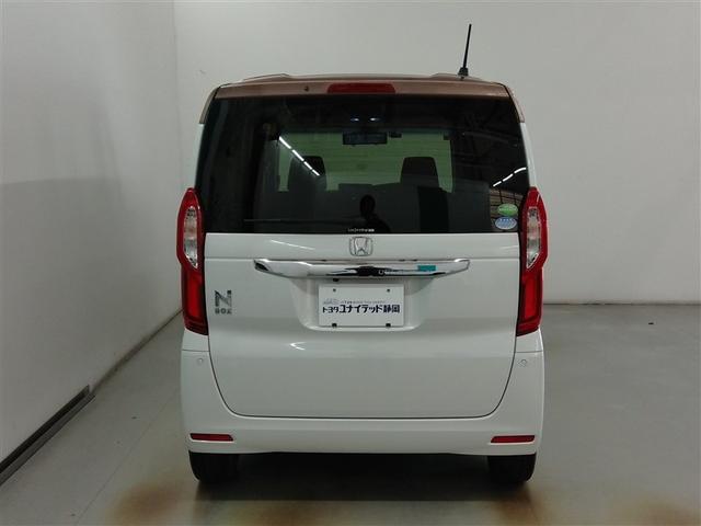 N-BOX G・Lターボホンダセンシング 安全装備 衝突被害軽減システム 横滑り防止機能 ABS エアバッグ オートクルーズコントロール 盗難防止装置 アイドリングストップ バックカメラ ETC ドラレコ ミュージックプレイヤー接続可 CD(4枚目)