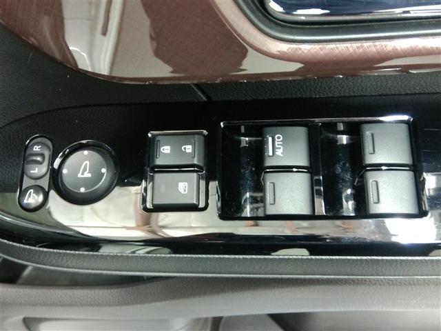 N-BOX G・Lターボホンダセンシング 安全装備 衝突被害軽減システム 横滑り防止機能 ABS エアバッグ オートクルーズコントロール 盗難防止装置 アイドリングストップ バックカメラ ETC ドラレコ ミュージックプレイヤー接続可 CD(31枚目)