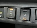 前席には段階調節可能なシートヒーターが装備されています。寒い日も快適なドライブが楽しめます♪