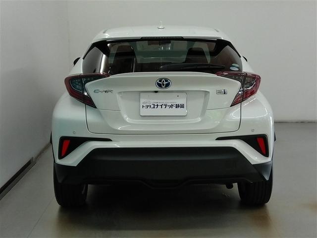 C-HR S LEDパッケージ ハイブリッド ワンオーナー 安全装備 衝突被害軽減システム 横滑り防止機能 ABS エアバッグ オートクルーズコントロール 盗難防止装置 バックカメラ ETC ドラレコ ミュージックプレイヤー接続可(4枚目)