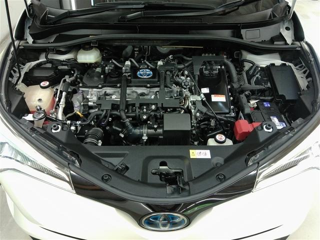C-HR S LEDパッケージ ハイブリッド ワンオーナー 安全装備 衝突被害軽減システム 横滑り防止機能 ABS エアバッグ オートクルーズコントロール 盗難防止装置 バックカメラ ETC ドラレコ ミュージックプレイヤー接続可(9枚目)