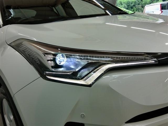 C-HR S LEDパッケージ ハイブリッド ワンオーナー 安全装備 衝突被害軽減システム 横滑り防止機能 ABS エアバッグ オートクルーズコントロール 盗難防止装置 バックカメラ ETC ドラレコ ミュージックプレイヤー接続可(10枚目)