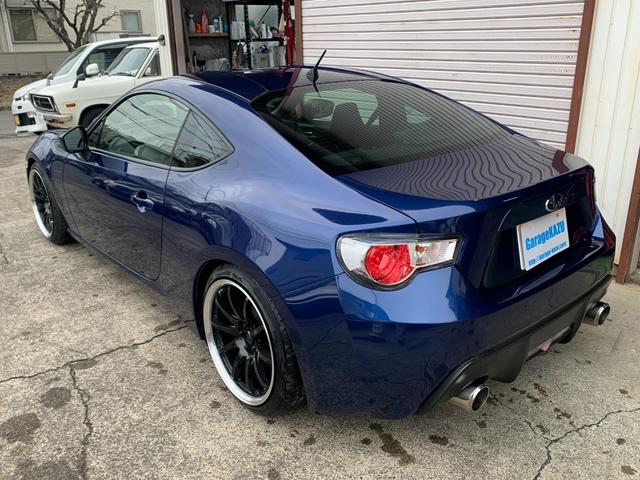 ＢＲＺ Ｓ　６ＭＴ　クスコフルタップ車高調　９．５Ｊ１８インチアルミ　タイヤ・ホイール新品　ＬＥＤフォグランプ　Ｂｌｕｅｔｏｏｔｈ対応ナビ　ＥＴＣ（6枚目）