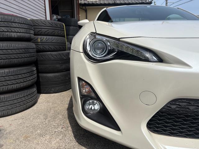 ８６ ＧＴ　６ＭＴ　ナビ　Ｂｌｕｅｔｏｏｔｈオーディオ　ＥＴＣ（12枚目）