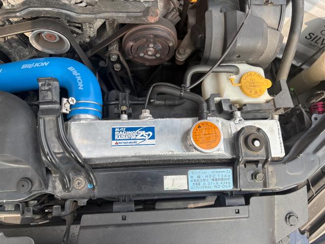 レガシィツーリングワゴン ２．０ＧＴ　５ＭＴ　テインフルタップ車高調　ＲＳタケダ強化クラッチ　ＢＬＩＴＺアルミラジエター　ＨＫＳブーストコントローラー　ブローオフバルブ　社外マフラー　Ｃ－ＷＥＳＴカーボンスポイラー（12枚目）