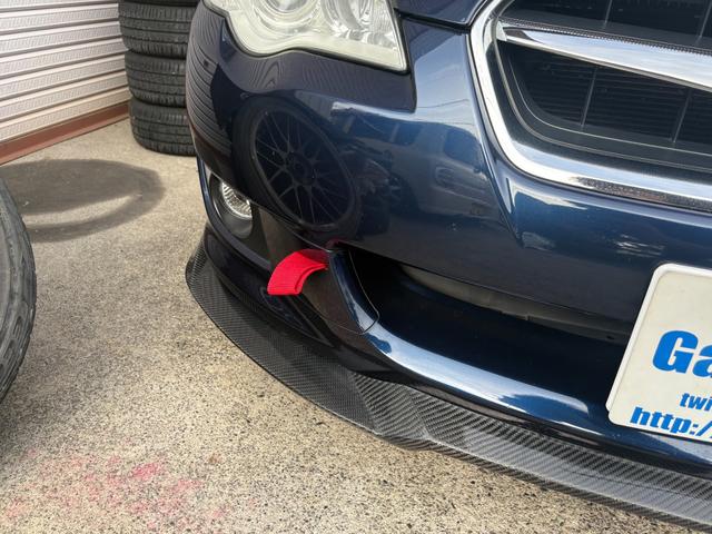 レガシィツーリングワゴン ２．０ＧＴ　５ＭＴ　テインフルタップ車高調　ＲＳタケダ強化クラッチ　ＢＬＩＴＺアルミラジエター　ＨＫＳブーストコントローラー　ブローオフバルブ　社外マフラー　Ｃ－ＷＥＳＴカーボンスポイラー（23枚目）