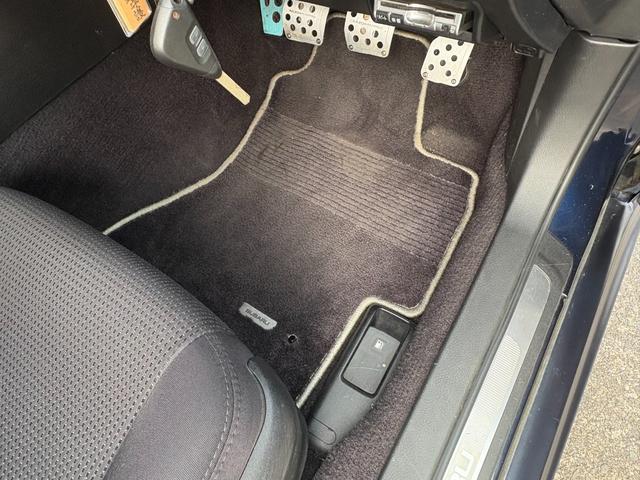 レガシィツーリングワゴン ２．０ＧＴ　５ＭＴ　テインフルタップ車高調　ＲＳタケダ強化クラッチ　ＢＬＩＴＺアルミラジエター　ＨＫＳブーストコントローラー　ブローオフバルブ　社外マフラー　Ｃ－ＷＥＳＴカーボンスポイラー（40枚目）