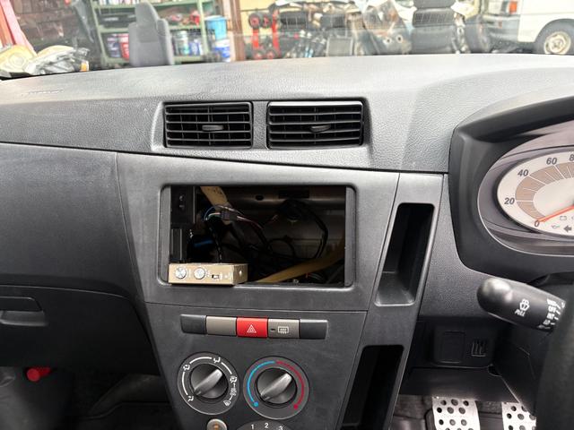 ミラ TL 5MT フルタップ車高調 ABS付用リヤアクスル フルバケットシート 純正流用サイドステップ MINICONPRO フォグランプ 純正流用13インチアルミ ETC 乗員2名登録(31枚目)