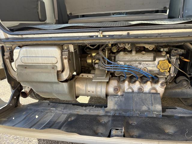 サンバーバン VC 5MT エアコン パワステ 集中ロック タイベル交換歴有 車検令和9年11月まで(14枚目)