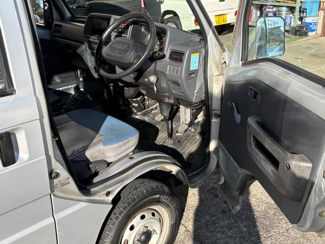 サンバーバン VC 5MT エアコン パワステ 集中ロック タイベル交換歴有 車検令和9年11月まで(18枚目)