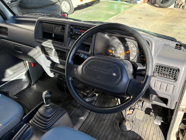 サンバーバン VC 5MT エアコン パワステ 集中ロック タイベル交換歴有 車検令和9年11月まで(20枚目)