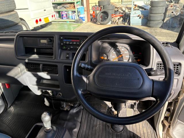 サンバーバン VC 5MT エアコン パワステ 集中ロック タイベル交換歴有 車検令和9年11月まで(23枚目)