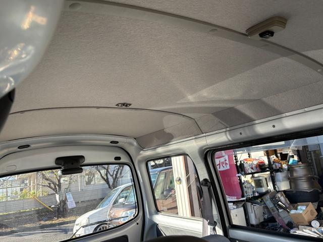 サンバーバン VC 5MT エアコン パワステ 集中ロック タイベル交換歴有 車検令和9年11月まで(33枚目)