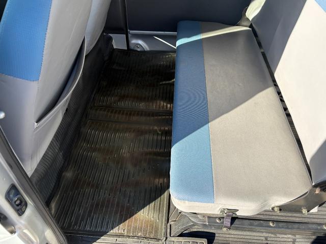 サンバーバン VC 5MT エアコン パワステ 集中ロック タイベル交換歴有 車検令和9年11月まで(40枚目)