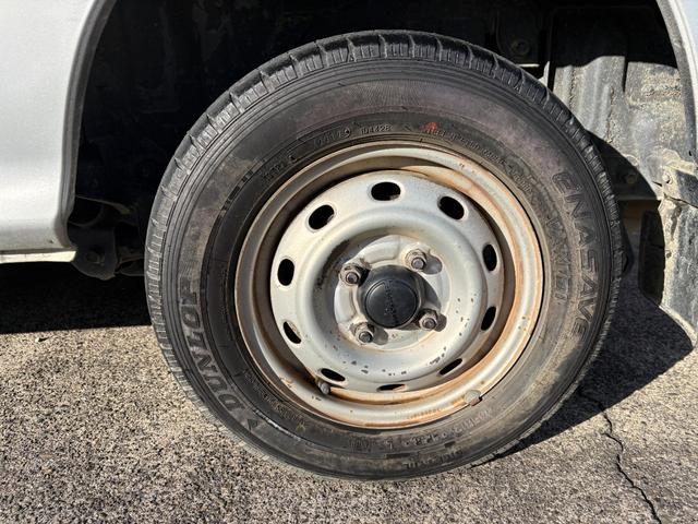 サンバーバン VC 5MT エアコン パワステ 集中ロック タイベル交換歴有 車検令和9年11月まで(43枚目)