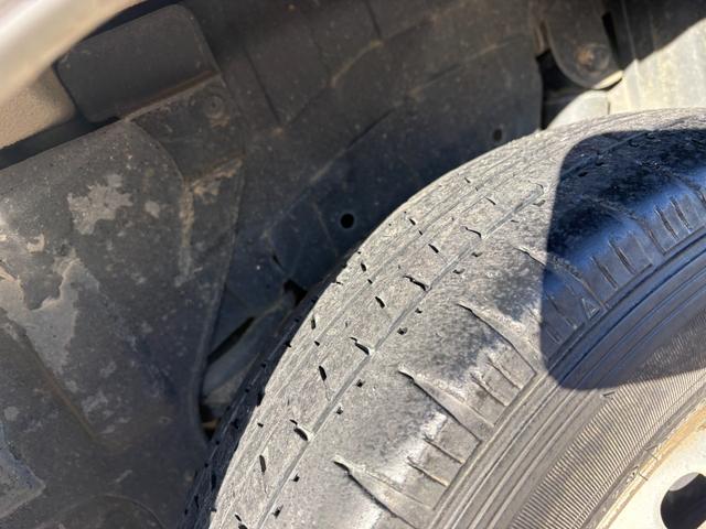 サンバーバン VC 5MT エアコン パワステ 集中ロック タイベル交換歴有 車検令和9年11月まで(44枚目)