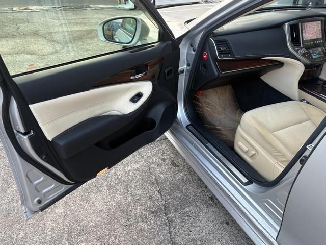 クラウンハイブリッド ロイヤルサルーン エアロパーツ ドラレコ 純正ナビ Bluetoothオーディオ ETC(32枚目)