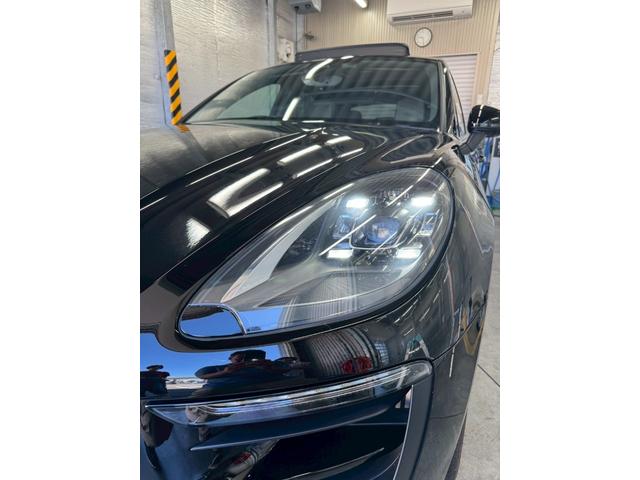 マカン マカンＧＴＳ　パノラマルーフシステム　スポーツエキゾースト　電動バックドア　シートヒーター（7枚目）