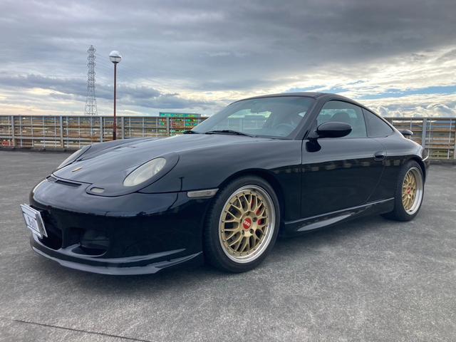 ９１１ ９１１カレラ　修復歴なし　走行７．９万キロ　車検８年１１月　キーレス　ＥＴＣ　社外ナビ　地デジ　Ｂカメラ　黒革シート　ＢＢＳ１８インチＡＷ　車高調　トランクスポイラ－（4枚目）