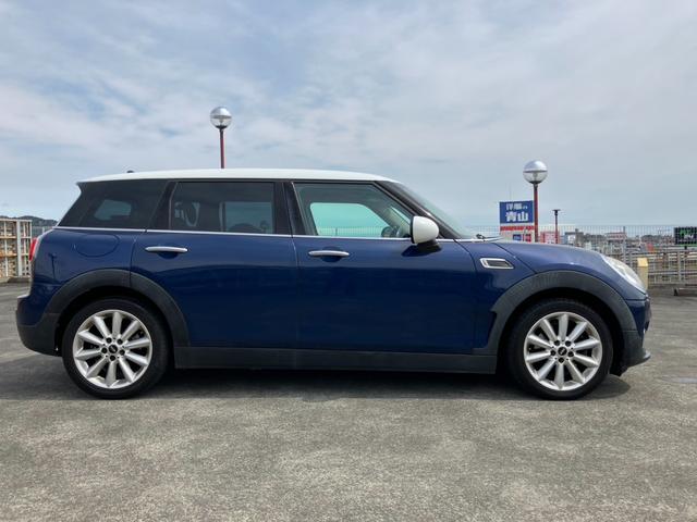 ＭＩＮＩ クーパー　クラブマン　修復歴なし　車検整備付き　走行６．７万キロ　保証付き　純正ナビ　Ａストップ　純正１７インチＡＷ　スマートキー　Ｐスタート　ＥＴＣ　禁煙車　記録簿付き（5枚目）