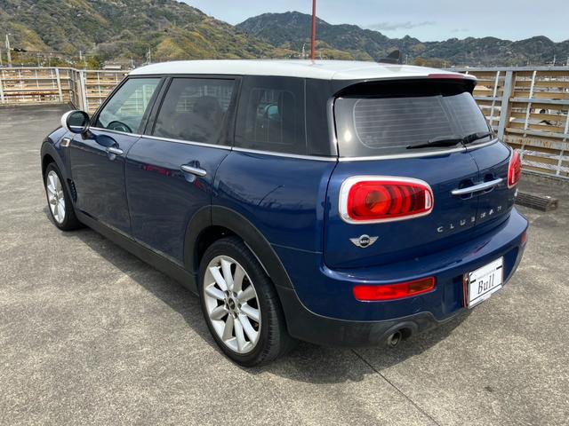 ＭＩＮＩ クーパー　クラブマン　修復歴なし　車検整備付き　走行６．７万キロ　保証付き　純正ナビ　Ａストップ　純正１７インチＡＷ　スマートキー　Ｐスタート　ＥＴＣ　禁煙車　記録簿付き（6枚目）