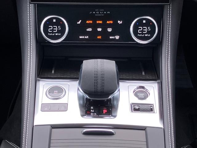 Ｆペイス ＲダイナミックＳＥ２０４ＰＳ　純正ナビ　３６０°モニター　本革シート　前席Ｐシート　レーンキープＡ　クルーズＣ　Ｐバックドア　純正２１インチＡＷ　ステアリングＨ　パノラマルーフ（16枚目）