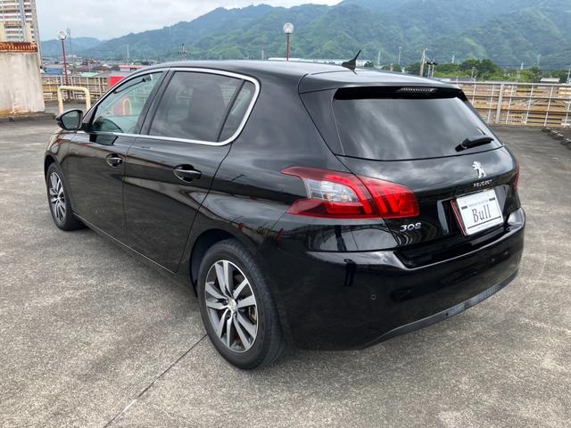 ３０８ ＧＴライン　ブルーＨＤｉ　ディスプレイオーディオ　Ｂカメラ　クルーズＣ　インテリジェントハイビーム　パーキングセンサー　パドルシフト　レーンキープＡ　Ａストップ　スマートキー　Ｐスタート　ＥＴＣ（6枚目）