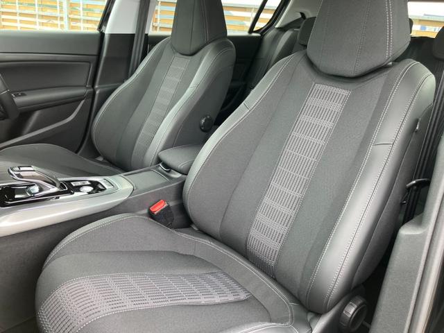 ３０８ ＧＴライン　ブルーＨＤｉ　ディスプレイオーディオ　Ｂカメラ　クルーズＣ　インテリジェントハイビーム　パーキングセンサー　パドルシフト　レーンキープＡ　Ａストップ　スマートキー　Ｐスタート　ＥＴＣ（11枚目）
