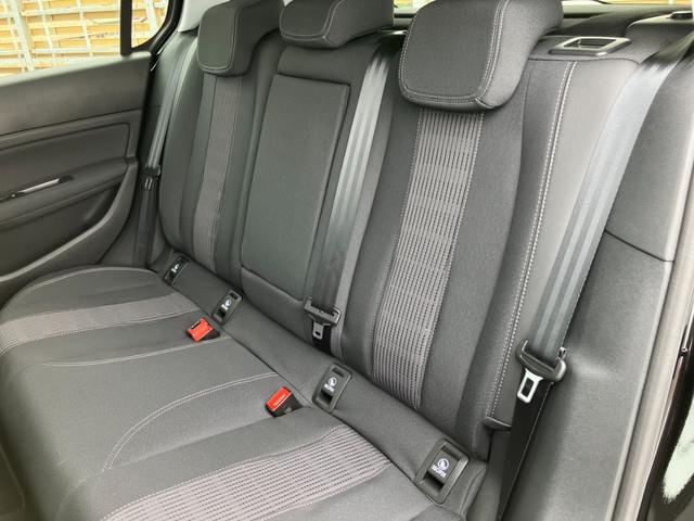 ３０８ ＧＴライン　ブルーＨＤｉ　ディスプレイオーディオ　Ｂカメラ　クルーズＣ　インテリジェントハイビーム　パーキングセンサー　パドルシフト　レーンキープＡ　Ａストップ　スマートキー　Ｐスタート　ＥＴＣ（12枚目）