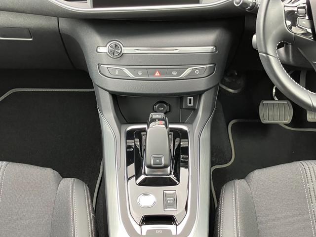 ３０８ ＧＴライン　ブルーＨＤｉ　ディスプレイオーディオ　Ｂカメラ　クルーズＣ　インテリジェントハイビーム　パーキングセンサー　パドルシフト　レーンキープＡ　Ａストップ　スマートキー　Ｐスタート　ＥＴＣ（16枚目）