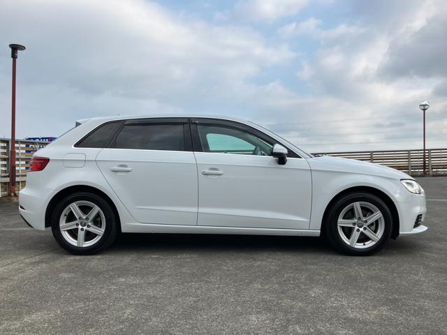 Ａ３ スポーツバック１．４ＴＦＳＩ　純正ナビ　地デジ　Ｂカメラ　Ａストップ　Ｐセンサー　バーチャルＣ　パーキングエイド　アダプティブクルーズＣ　アウディプレセンス　アウディサイドＡ　アクティブレーンキープＡ　スマートキー　Ｐスタート（5枚目）