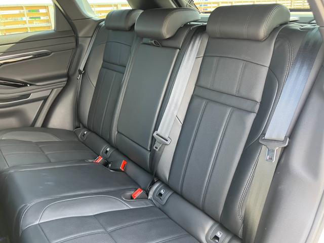 レンジローバーイヴォーク Ｓ　黒レザーシート　純正ナビ　バックカメラ　パワーバックドア　ＬＥＤヘッドライト　クルーズコントロール　全席パワーシート（12枚目）