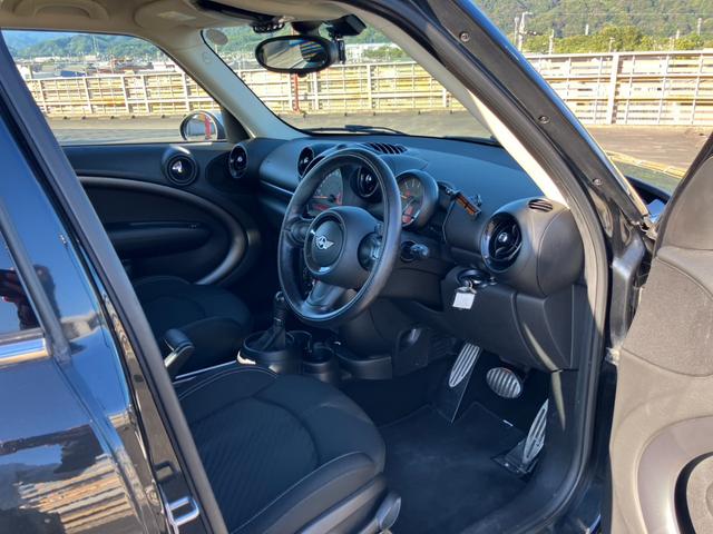 ＭＩＮＩ クーパーＳＤ　クロスオーバー　キーレス　ＥＴＣ　Ｐスタート　純正１７インチＡＷ（9枚目）