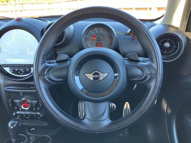 ＭＩＮＩ クーパーＳＤ　クロスオーバー　キーレス　ＥＴＣ　Ｐスタート　純正１７インチＡＷ（14枚目）