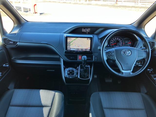 ヴォクシー ZS 煌 アルパイン9インチナビ 地デジ Bカメラ アルパインフリップダウンM 両側パワスラ アイドリングストップ トヨタセーフティS クルーズC スマートキ― Pスタート ETC(13枚目)