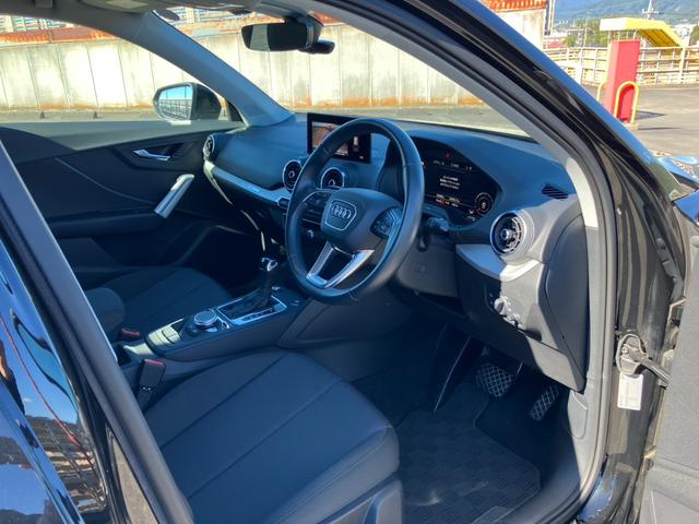 Ｑ２ ３５ＴＦＳＩアドバンスド　純正ナビ　Ｂカメラ　シートＨ　レーダークルーズＣ　Ａストップ　Ｐセンサー　Ｐバックドア　ハイビームＡ　バーチャルＣ　スマートキー　Ｐスタート　ＥＴＣ２．０　純正１７インチＡＷ（9枚目）