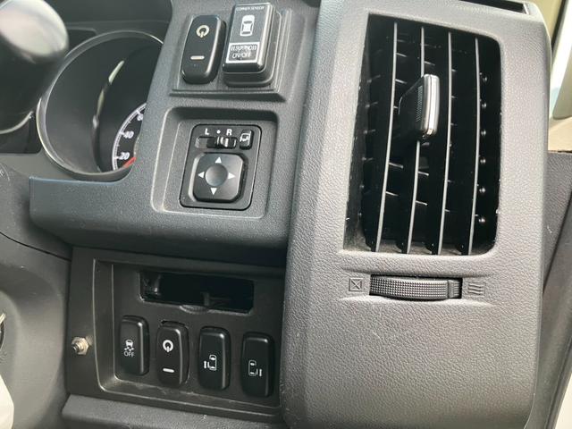 デリカＤ：５ ジャスパー　両側パワスラ　ハーフレザーＳ　シートＨ　Ｐシート　クルーズＣ　アルパインフリップダウンＭ　パドルシフト　リアコンセント付　純正１８インチＡＷ　スマートキー（18枚目）