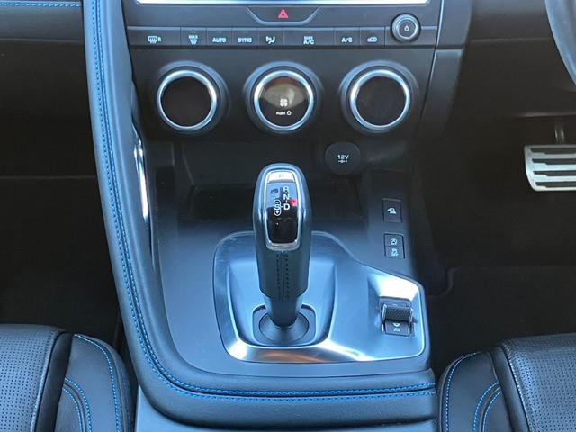 Ｅペイス Ｒ‐ダイナミック　１８０ＰＳ　純正ナビ　地デジ　３６０°カメラ　黒レザーＳ　パワーシート　レーダークルーズＣ　パドルシフト　レーンキープＡ　Ａストップ　電動パーキング　ＢＳＭ　Ｐバックドア　純正１８インチＡＷ（16枚目）