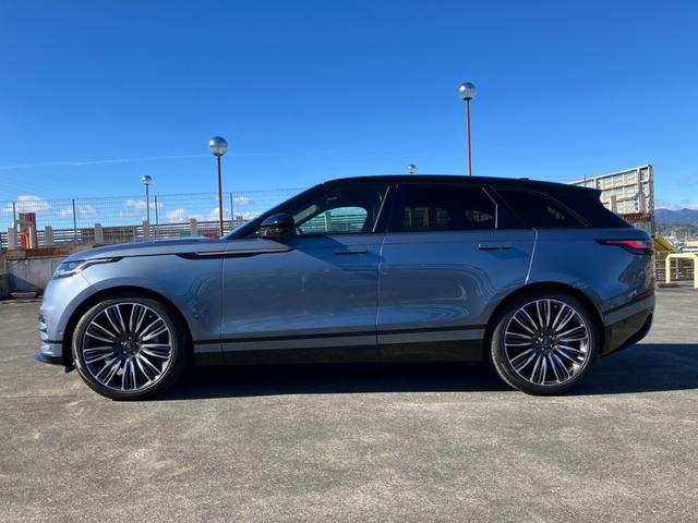 レンジローバーヴェラール Ｒ　ダイナミック　Ｓ　Ｐ２５０　純正ナビ　３６０°カメラ　本革シート　パノラマルーフ　純正２２インチＡＷ　スマートキー　Ｐスタート　ＥＴＣ（4枚目）