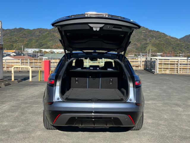 レンジローバーヴェラール Ｒ　ダイナミック　Ｓ　Ｐ２５０　純正ナビ　３６０°カメラ　本革シート　パノラマルーフ　純正２２インチＡＷ　スマートキー　Ｐスタート　ＥＴＣ（19枚目）