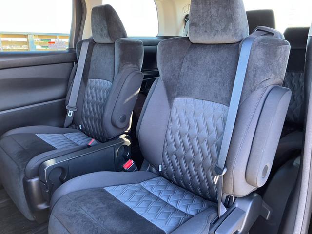 ヴェルファイア ２．５Ｚ　Ａエディション　アルパインナビ地デジ　Ｂカメラ　クリアランスソナー　プリクラッシュ　両側パワスラ　Ａハイビーム　クルーズＣ　電動パーキング　アルパインフリップダウンＭ　社外２本出しマフラー　モデリスタエアロ（12枚目）