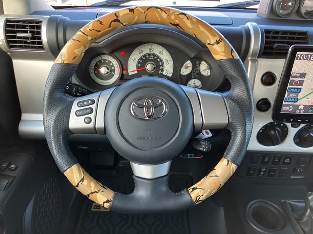 ＦＪクルーザー ベースグレード　アルパインナビ　地デジ　Ｂカメラ　クルーズＣ　Ｐセンサー　ヒッチメンバー　社外１７インチＡＷ　キーレス　ＥＴＣ（14枚目）