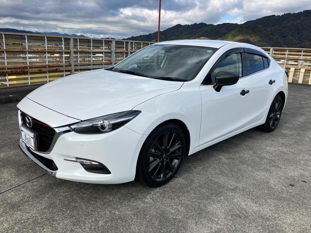 アクセラ １５Ｓプロアクティブ　純正ナビ　地デジ　３６０°カメラ　スマートシティーブレーキサポート　ＢＳＭシステム　レーンキープＡ　マツダスピード１８インチＡＷ　ｉ－ｓｔｏｐ　パーキングセンサー　ＨＵＤ　パドルシフト　クルーズＣ（3枚目）