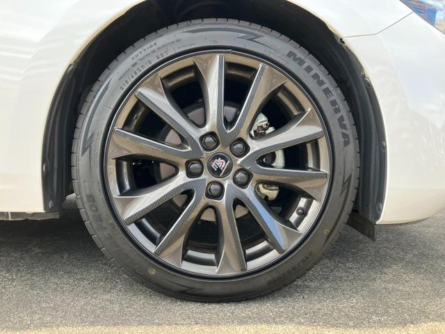 アクセラ １５Ｓプロアクティブ　純正ナビ　地デジ　３６０°カメラ　スマートシティーブレーキサポート　ＢＳＭシステム　レーンキープＡ　マツダスピード１８インチＡＷ　ｉ－ｓｔｏｐ　パーキングセンサー　ＨＵＤ　パドルシフト　クルーズＣ（22枚目）